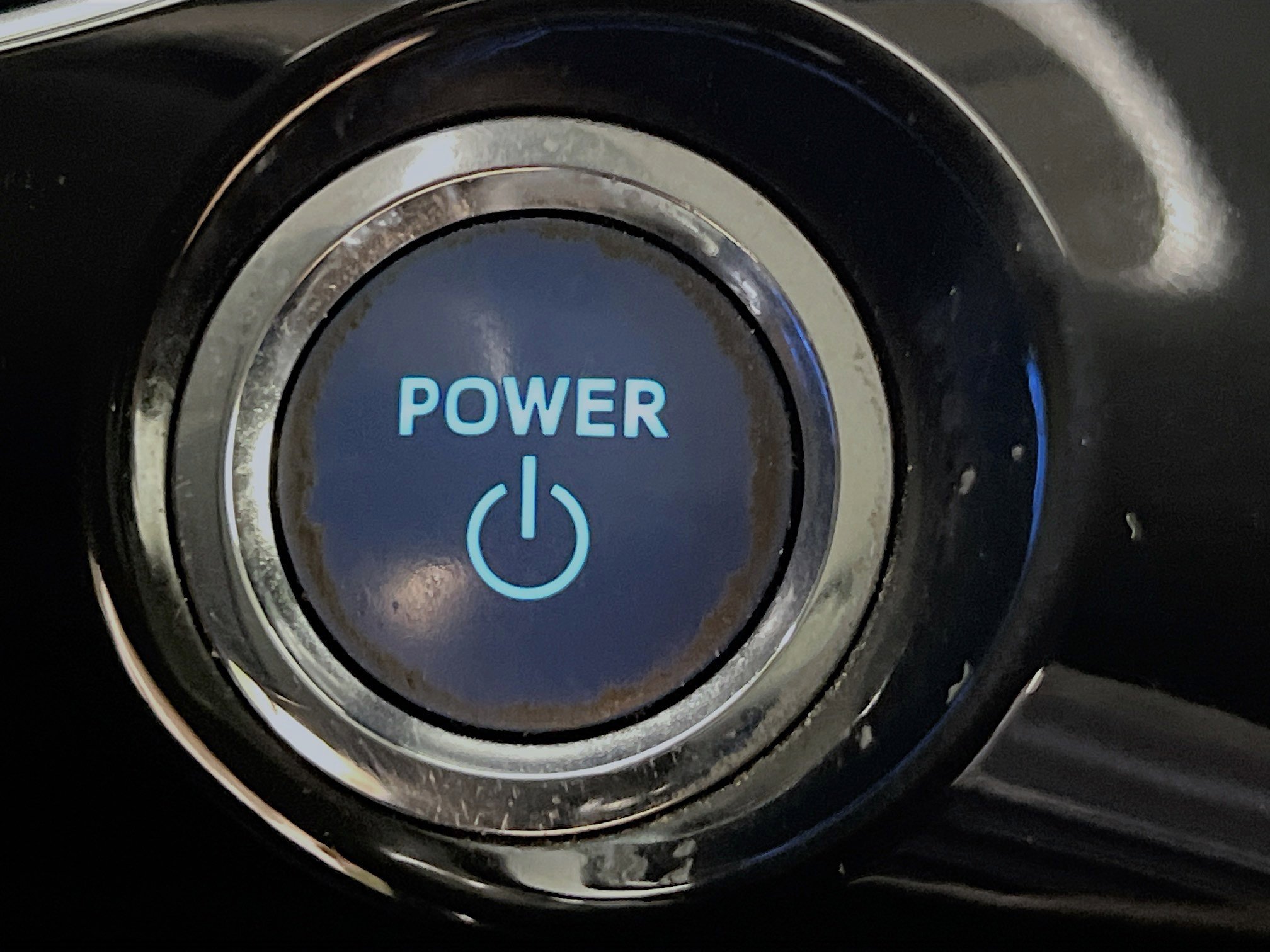 Used 2020 Toyota Prius LE image 23