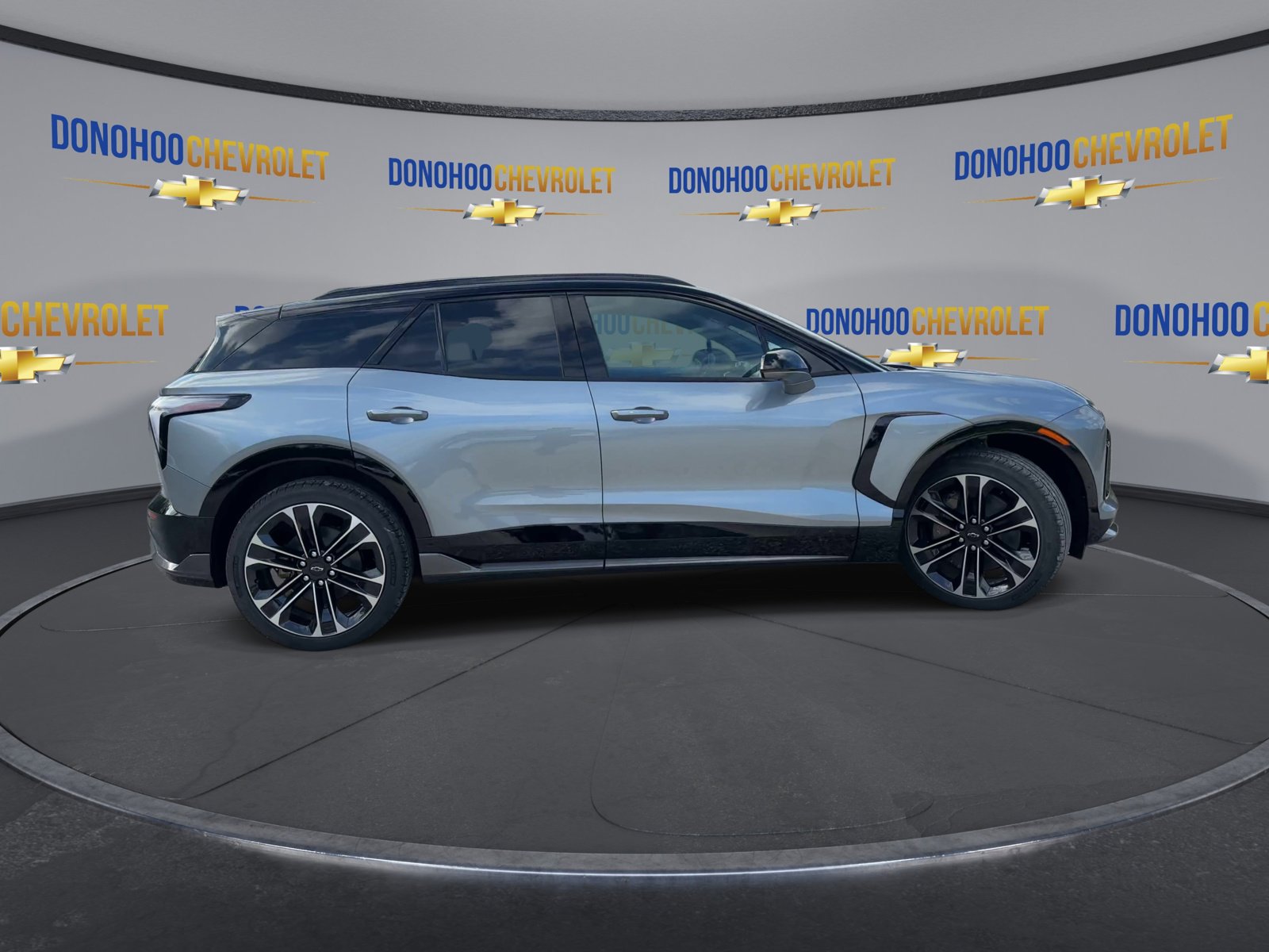 New 2026 Chevrolet Blazer EV SS image 9