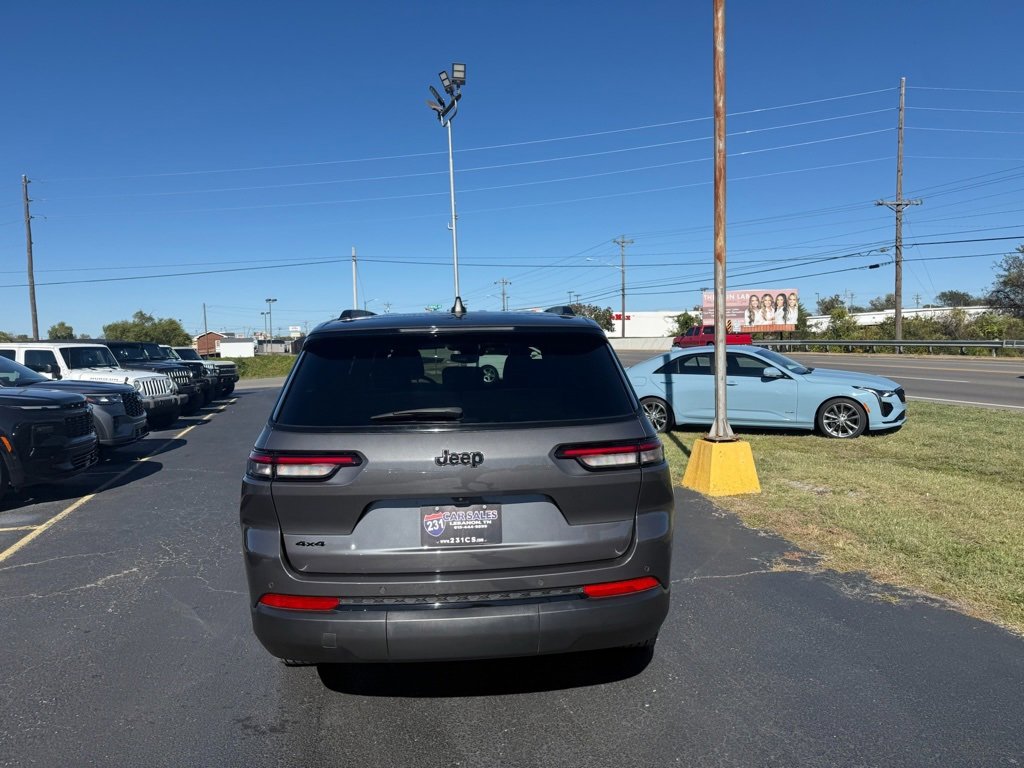 Used 2024 Jeep Grand Cherokee L Laredo image 4