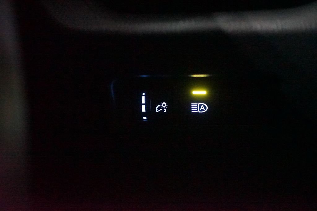 Certified 2022 Toyota RAV4 LE image 22