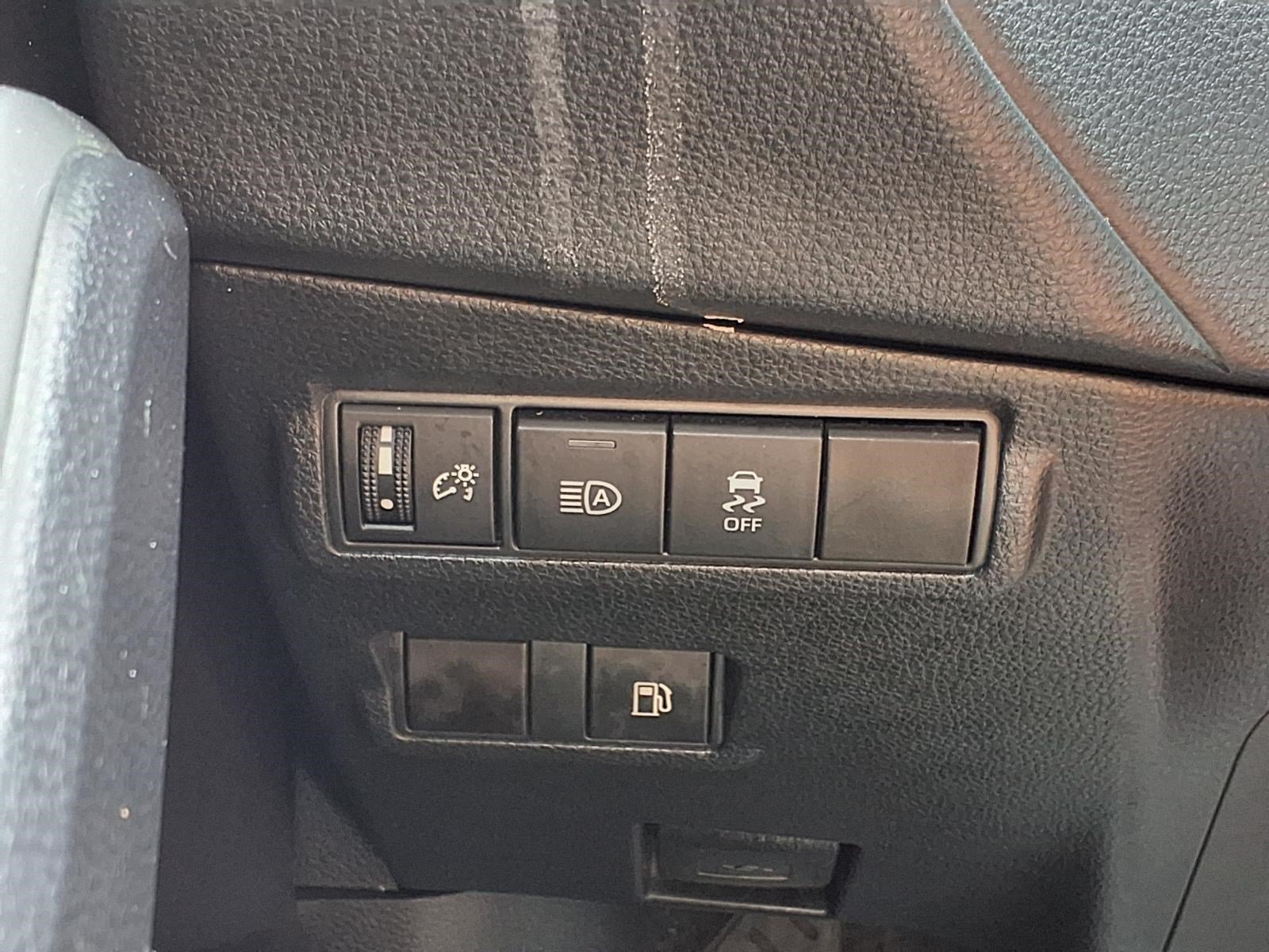 Used 2023 Toyota Corolla Cross AWD Hybrid image 22