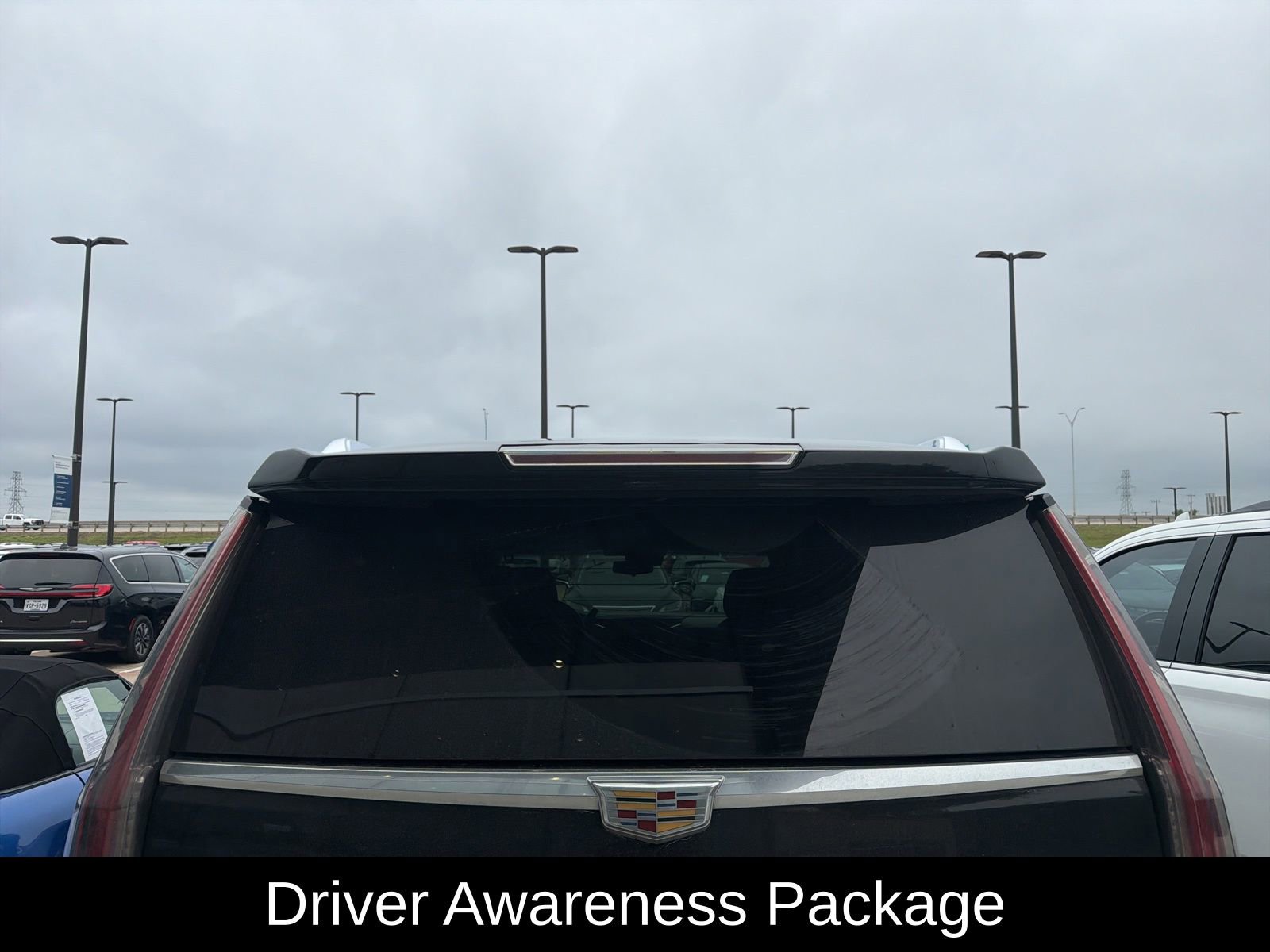 Used 2020 Cadillac Escalade Luxury AWD/4WD image 5