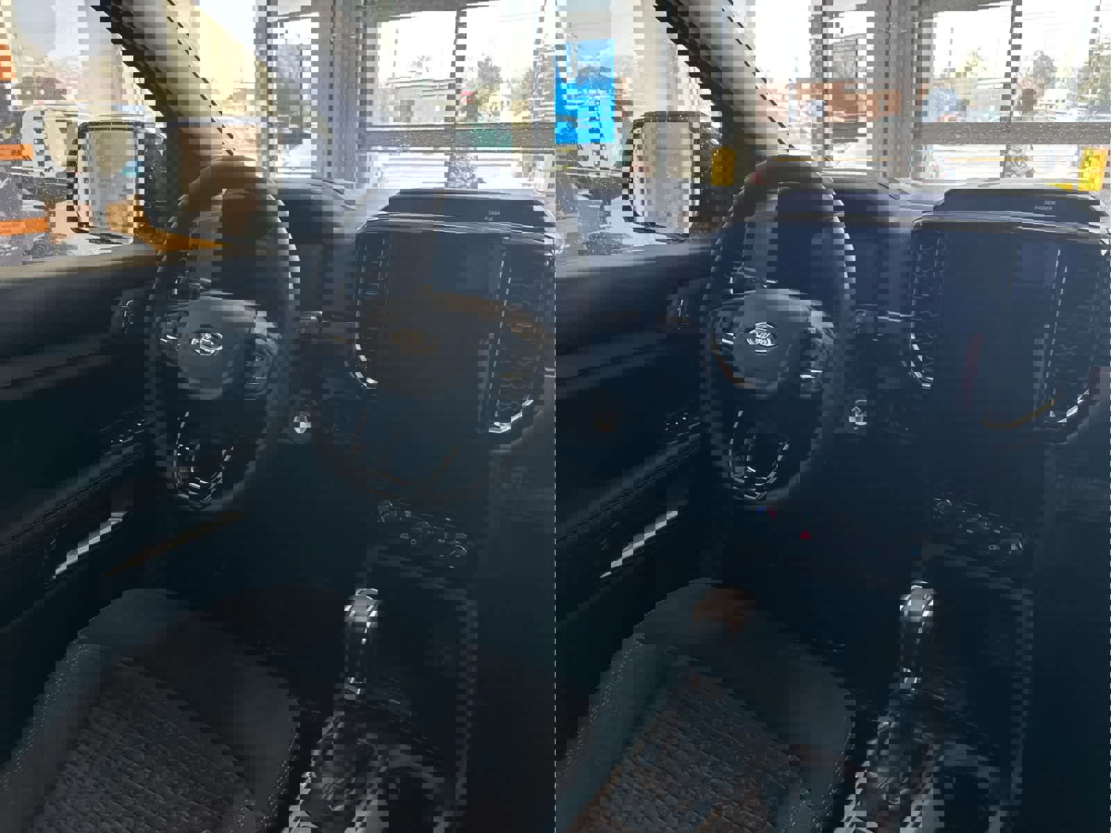 New 2025 Ford Ranger XLT w/ FX4 Off-Road Package image 12