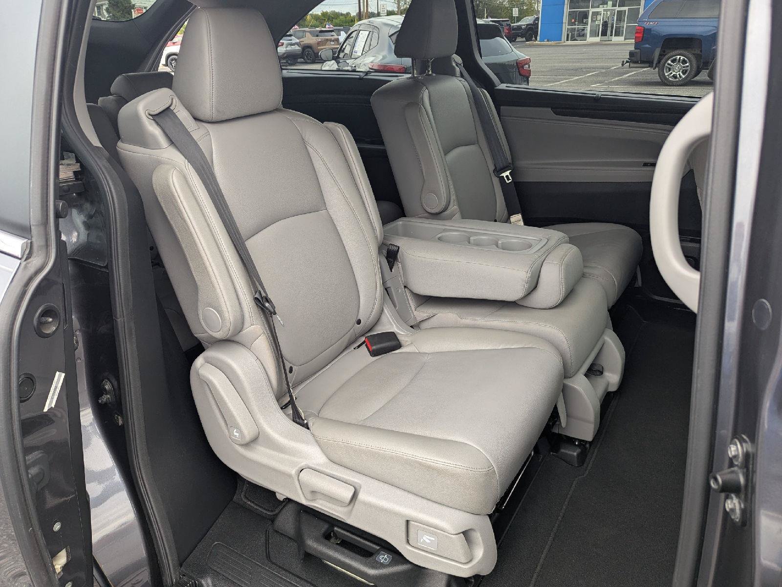 Used 2018 Honda Odyssey Touring image 29