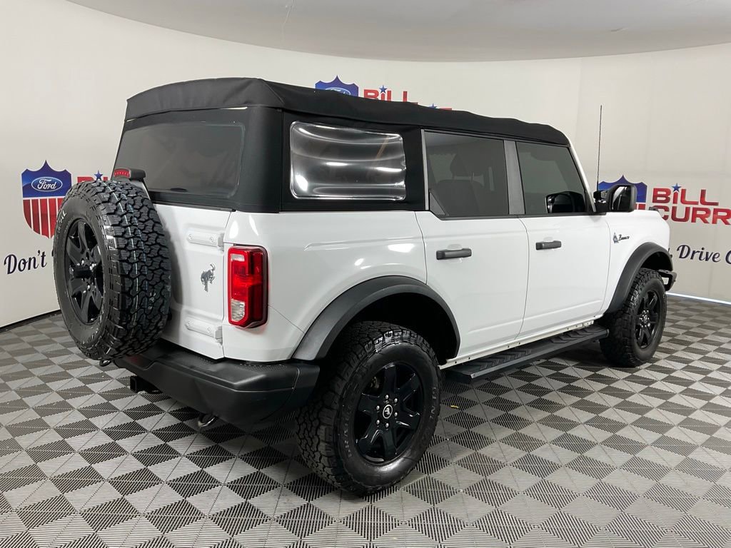 Used 2021 Ford Bronco Black Diamond image 3
