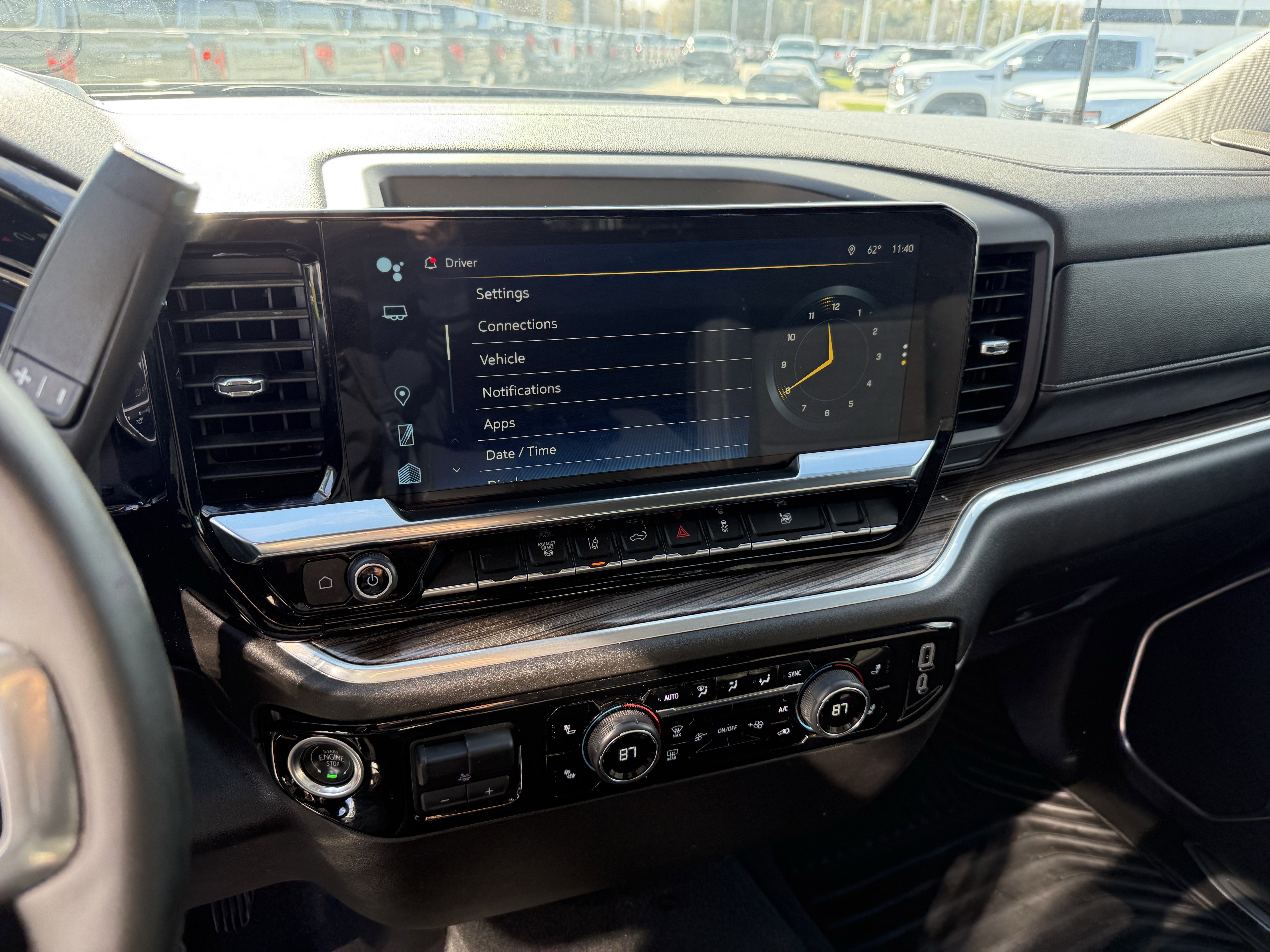 Used 2025 Chevrolet Silverado 2500 LT w/ Convenience Package image 19