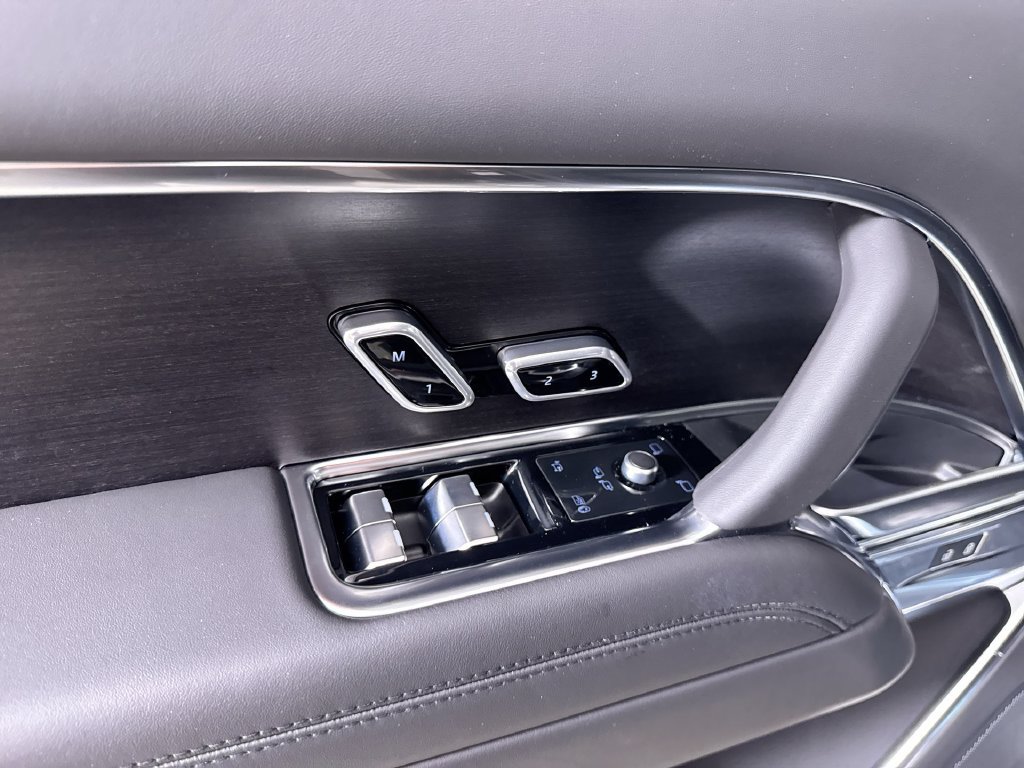 New 2026 Land Rover Range Rover SE AWD/4WD image 12
