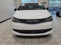 New 2026 Chrysler Voyager LX image 3