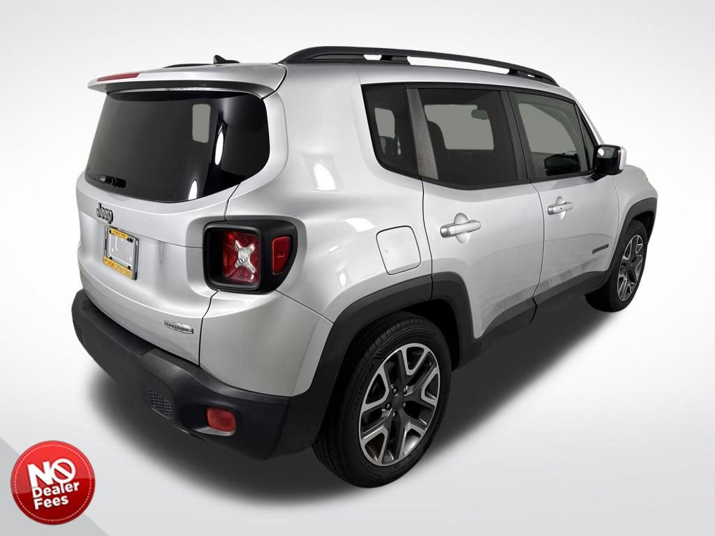 Used 2017 Jeep Renegade Latitude image 3