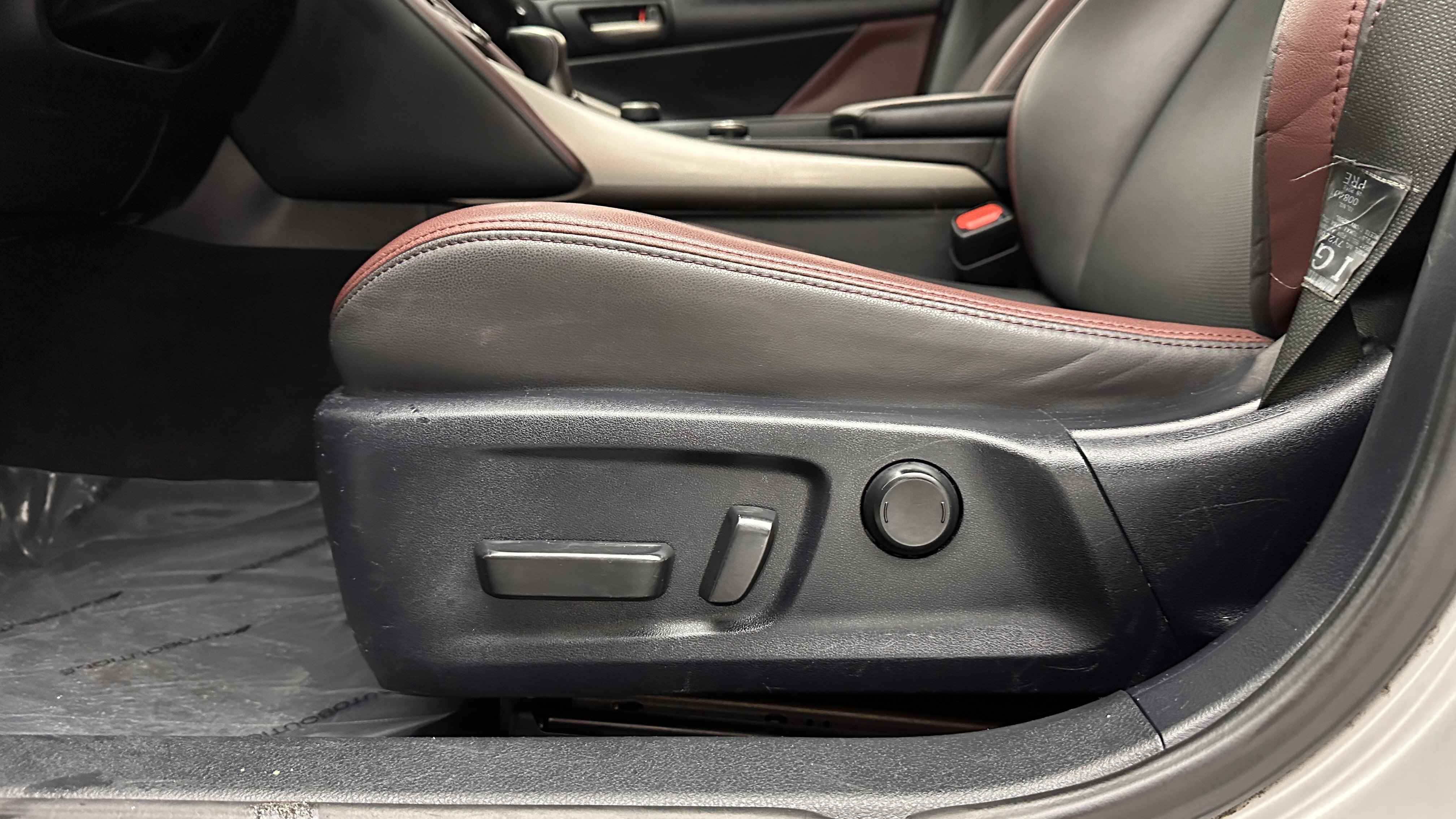 Used 2019 Lexus IS 300 w/ Accessory Package 2 image 13