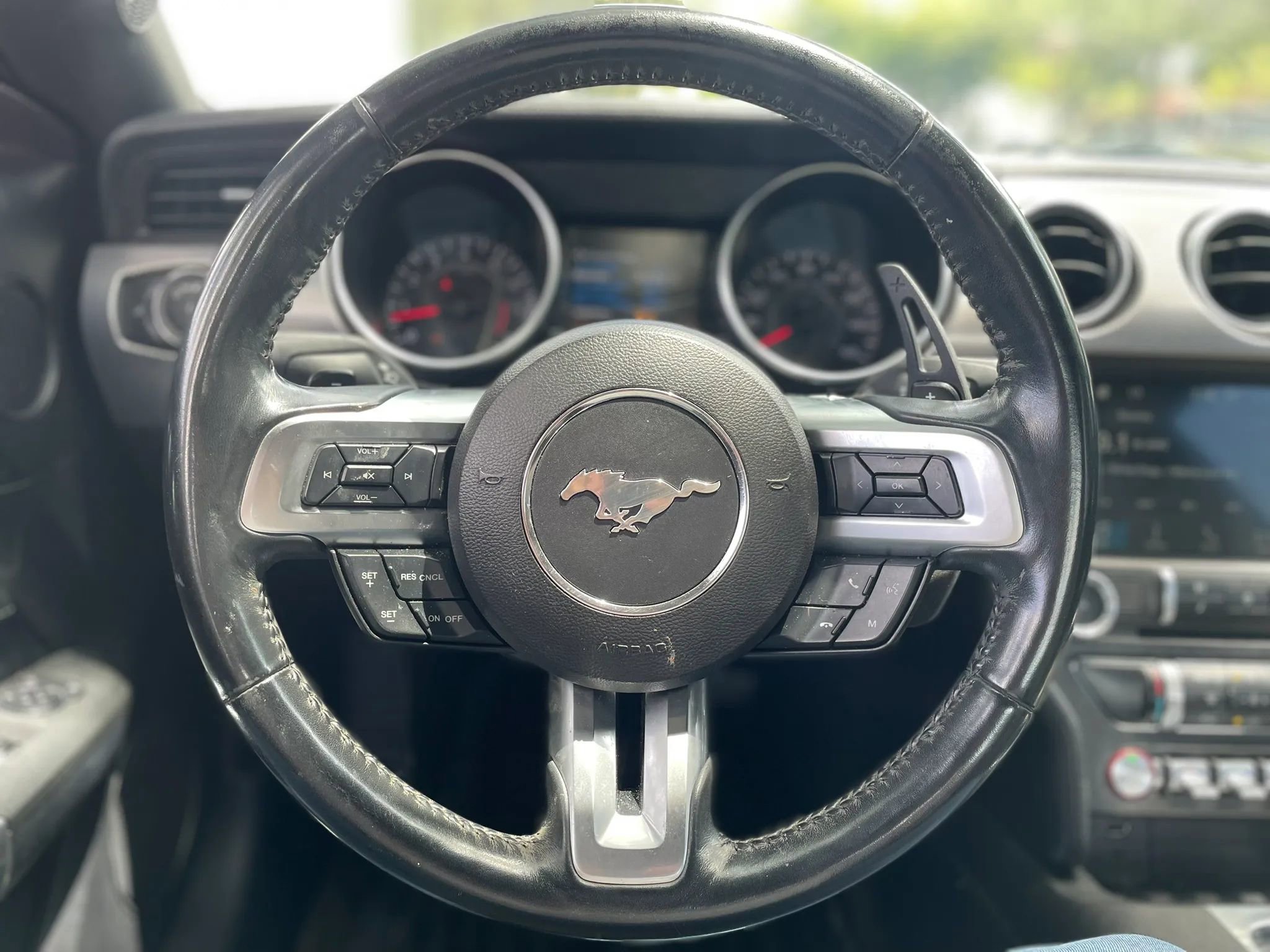 Used 2018 Ford Mustang Coupe w/ Equipment Group 101A RWD image 11