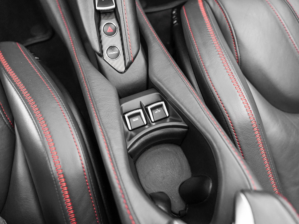 Used 2020 McLaren 720S Luxury RWD image 27