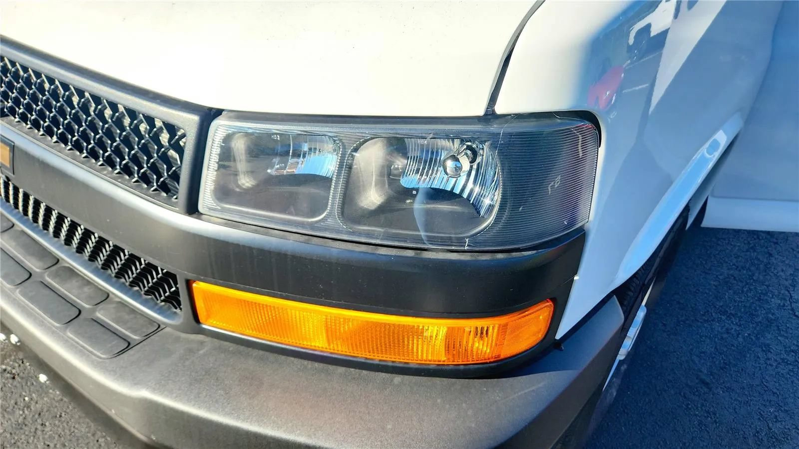 New 2025 Chevrolet Express 2500 Extended w/ Driver Convenience Package RWD image 3