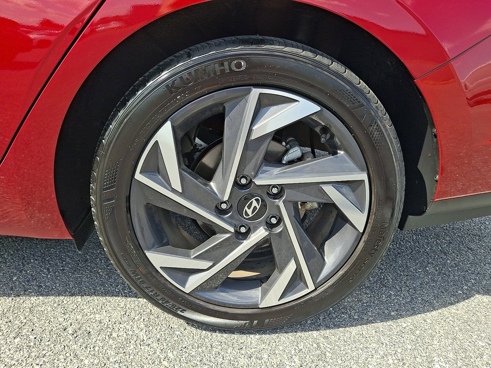 Certified 2025 Hyundai Elantra Sport FWD image 9