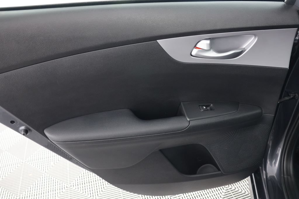 Used 2023 Kia Forte LXS FWD image 23