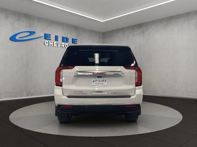 Used 2024 GMC Yukon Denali w/ Advanced Technology Package AWD/4WD image 14