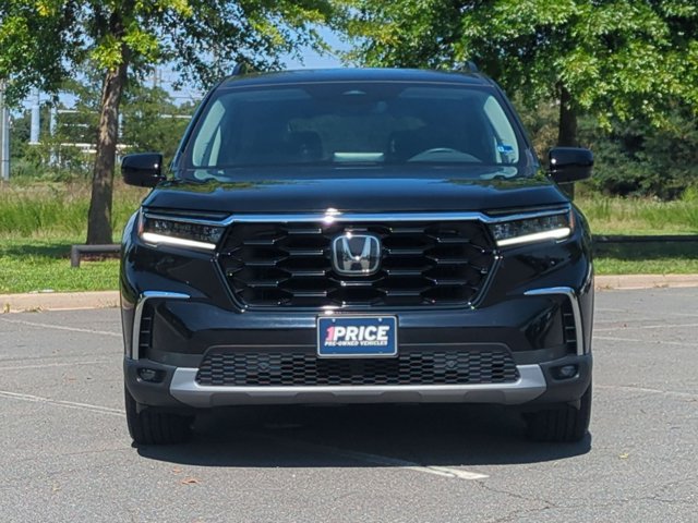 Used 2023 Honda Pilot Touring image 2