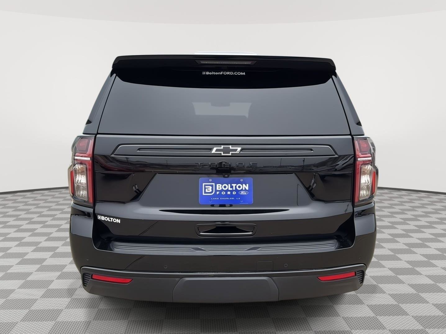 Used 2024 Chevrolet Tahoe Z71 w/ Luxury Package image 4