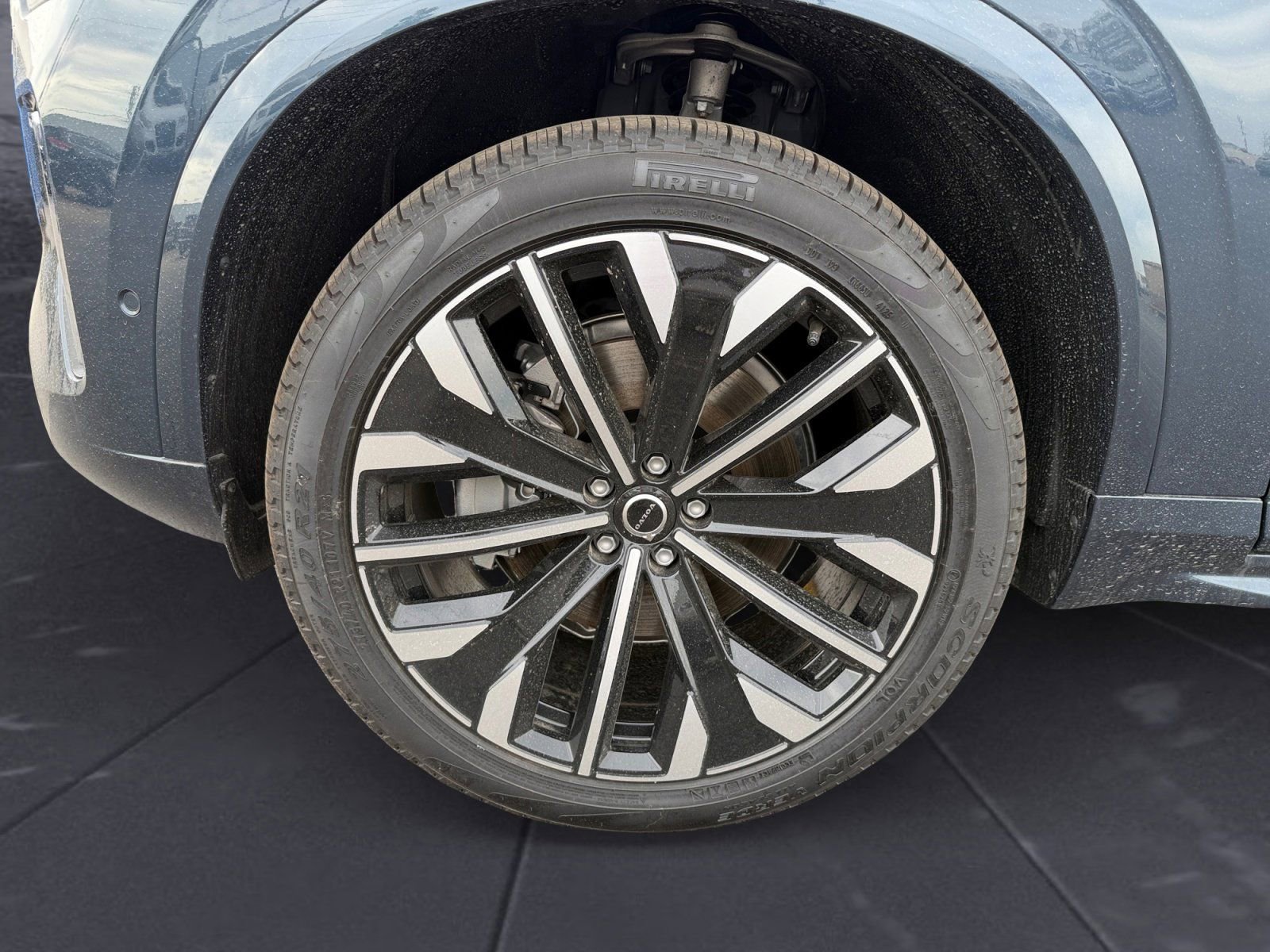 New 2026 Volvo XC90 B6 Plus AWD/4WD image 14