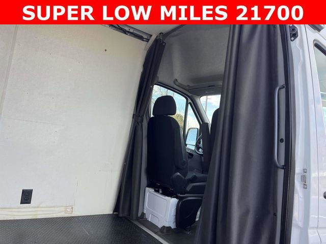 Used 2015 Mercedes-Benz Sprinter 2500 image 28
