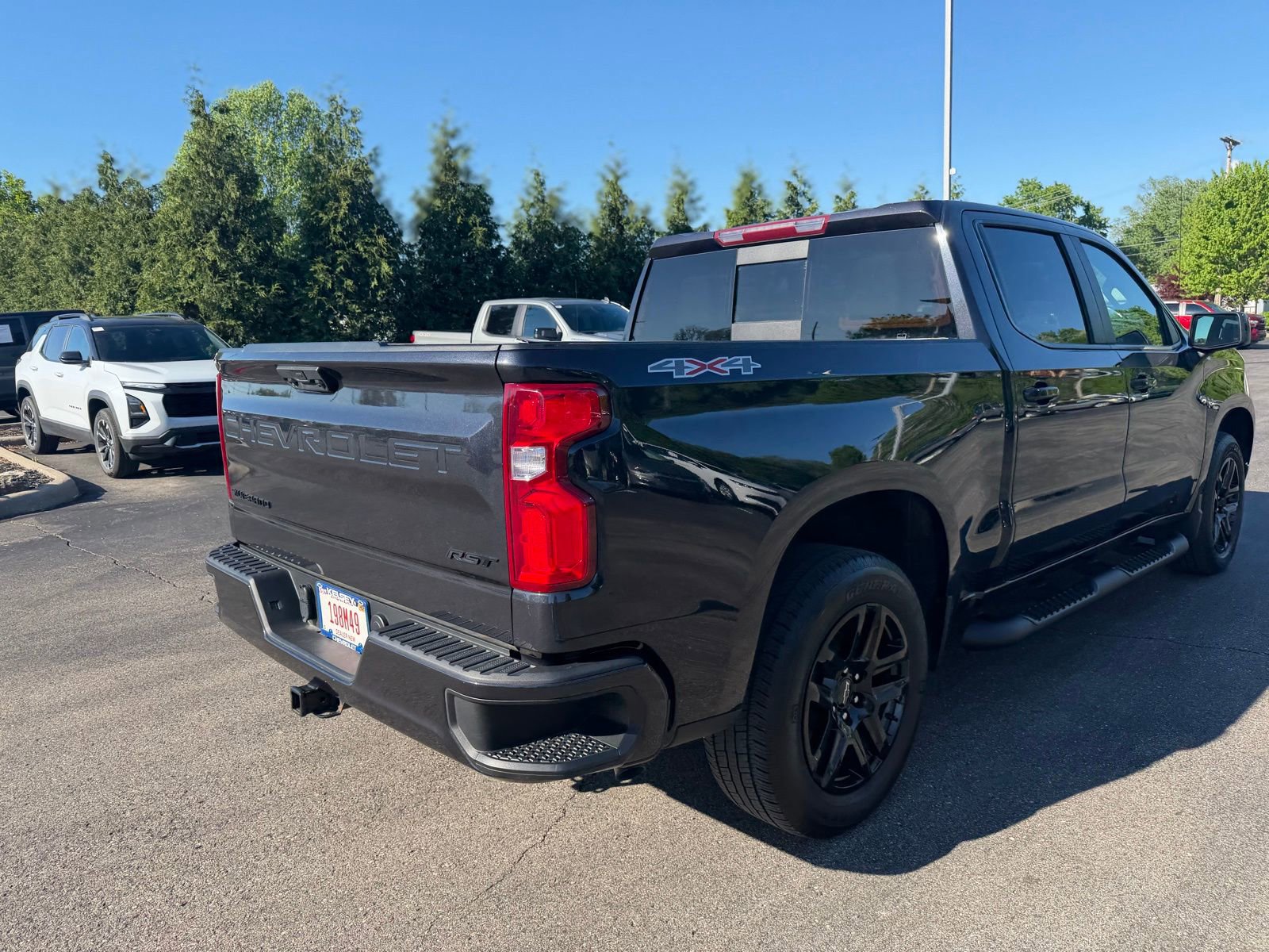 Used 2023 Chevrolet Silverado 1500 RST w/ Convenience Package II AWD/4WD image 7