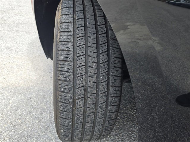 Used 2024 Chevrolet Equinox LT image 28