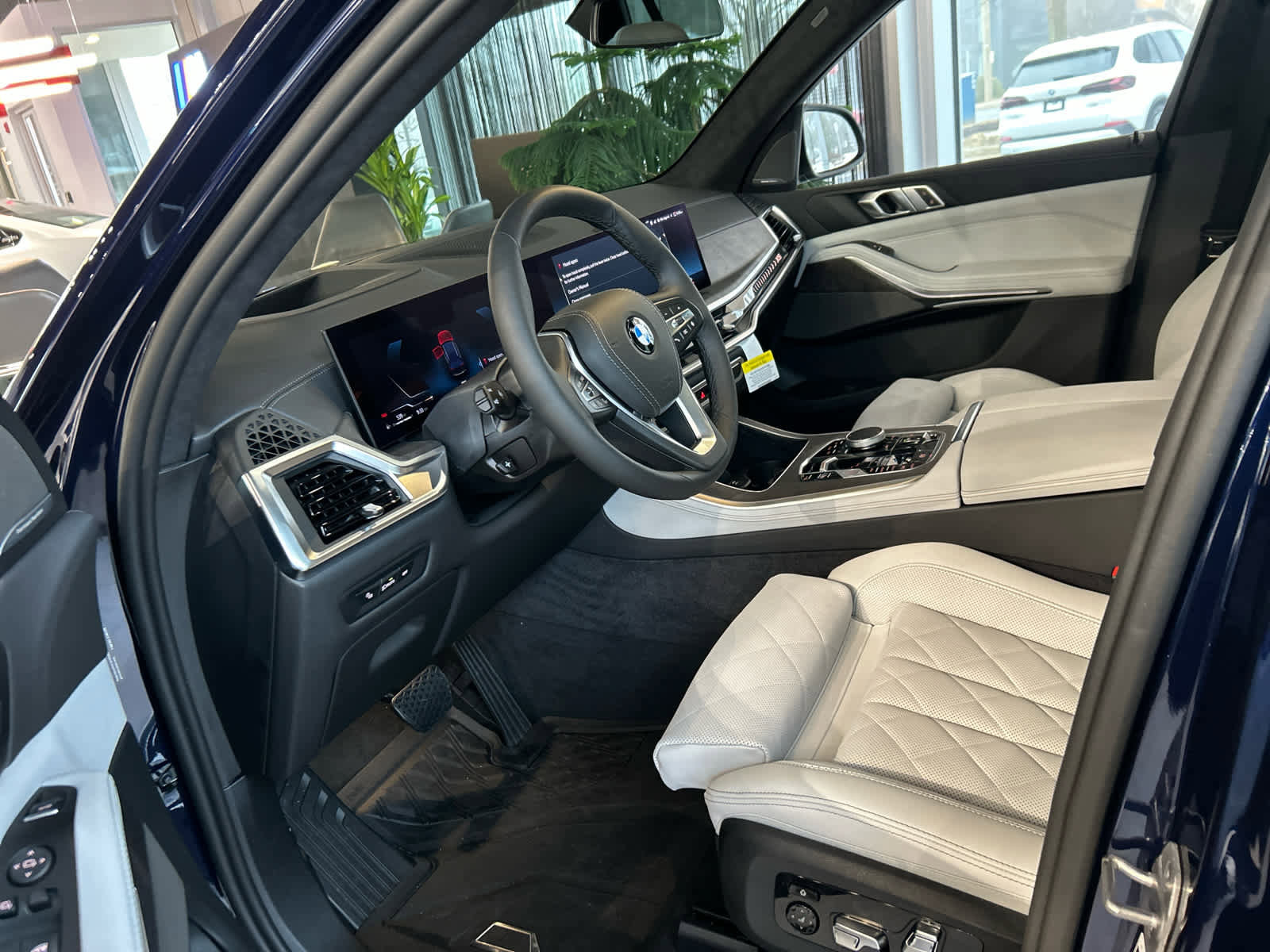 New 2026 BMW X5 xDrive40i w/ Premium Package AWD/4WD image 7