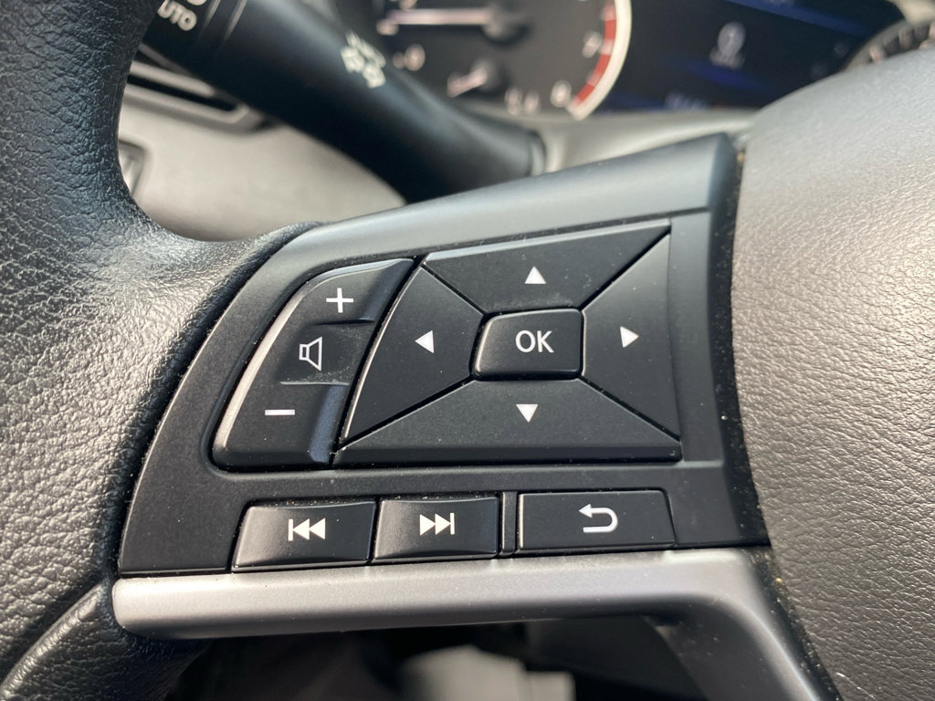 Used 2024 Nissan Altima 2.5 SV image 23