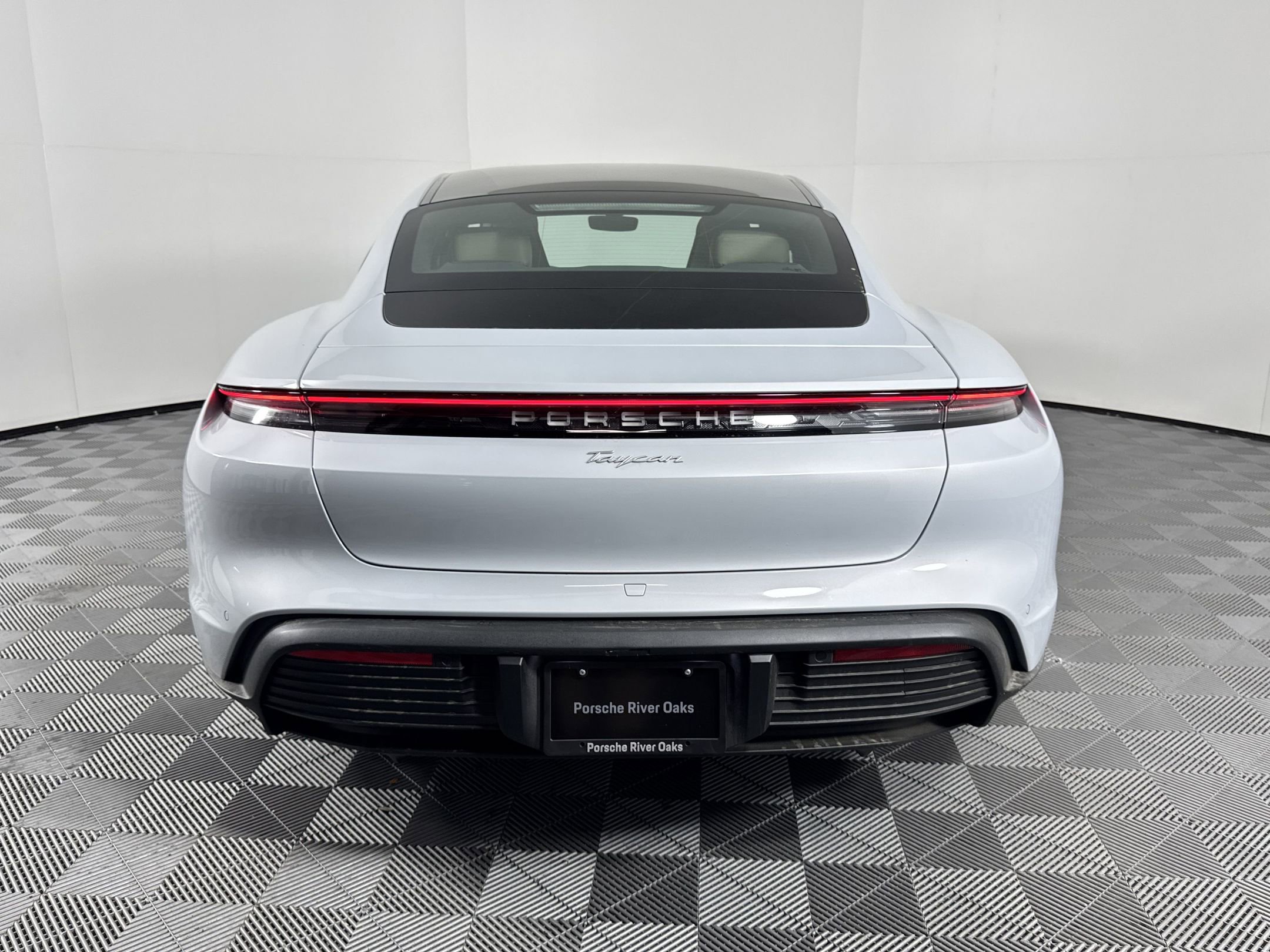 New 2026 Porsche Taycan image 10