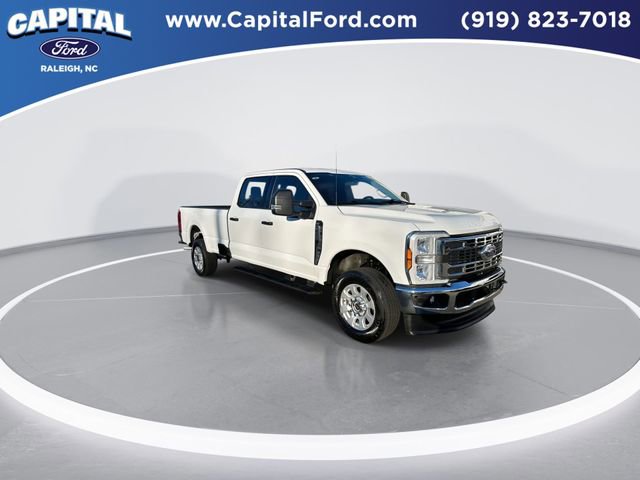 Used 2024 Ford F250 XLT image 2