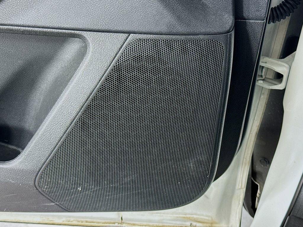 Used 2024 Nissan Pathfinder SV FWD image 18