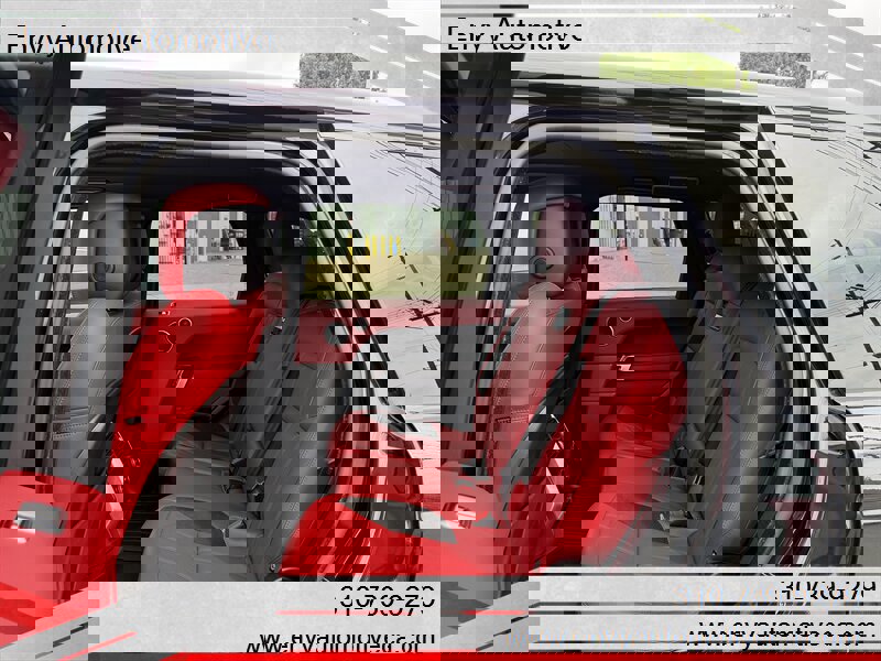 Used 2020 Land Rover Range Rover Sport HSE Dynamic image 16