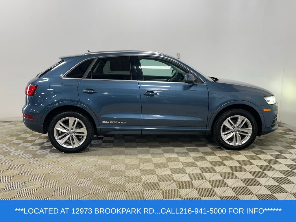 Used 2016 Audi Q3 2.0T Premium Plus w/ Technology Package AWD/4WD image 4