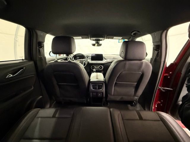 Used 2023 Chevrolet Blazer Premier w/ Driver Confidence II Package AWD/4WD image 32