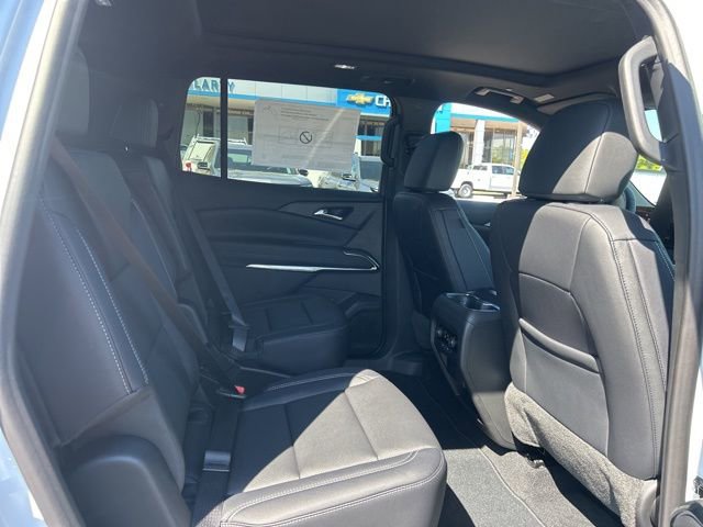 New 2026 Chevrolet Traverse LT w/ Sun and Wheel Package FWD image 33