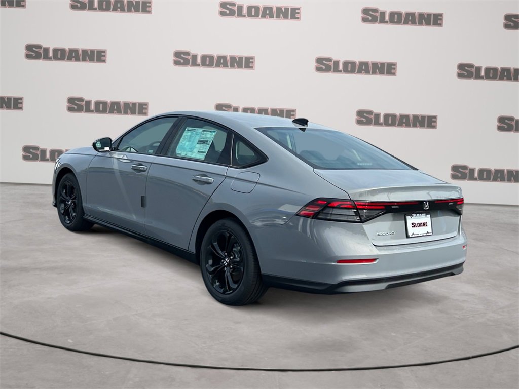 New 2025 Honda Accord SE image 3