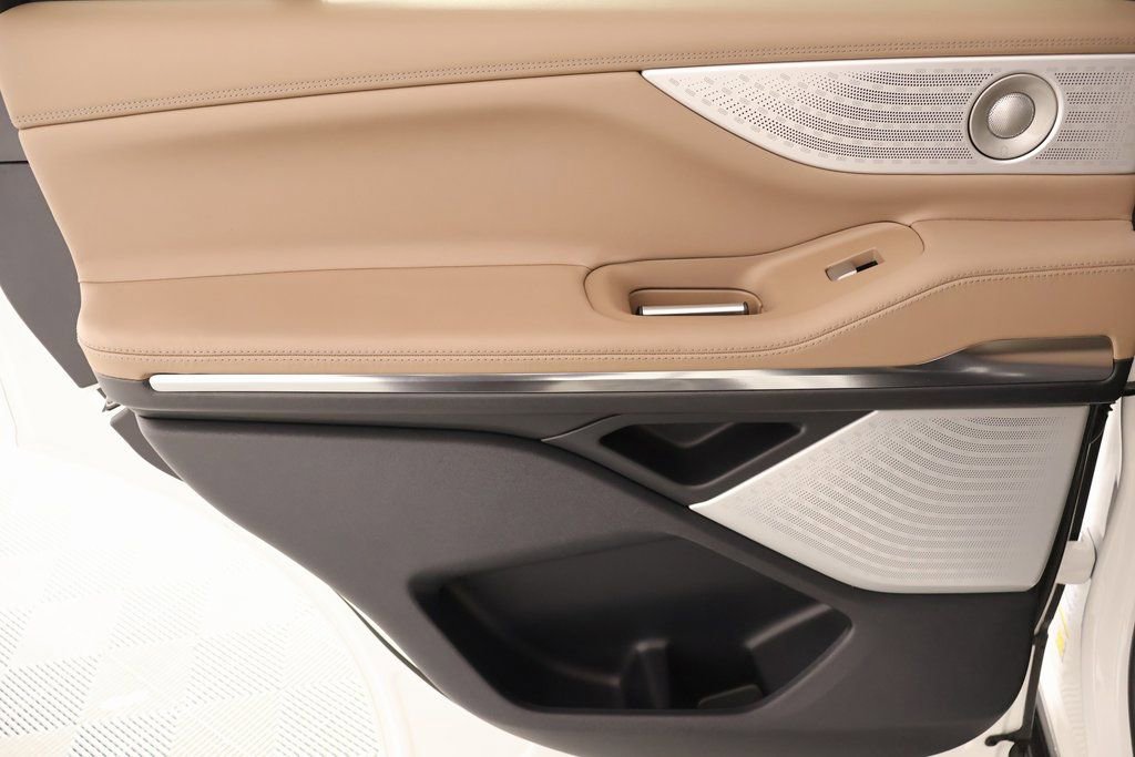 New 2025 Lincoln Navigator Black Label image 20
