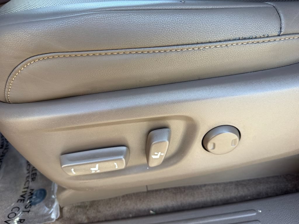 Used 2019 Lexus GX 460 Premium AWD/4WD image 16