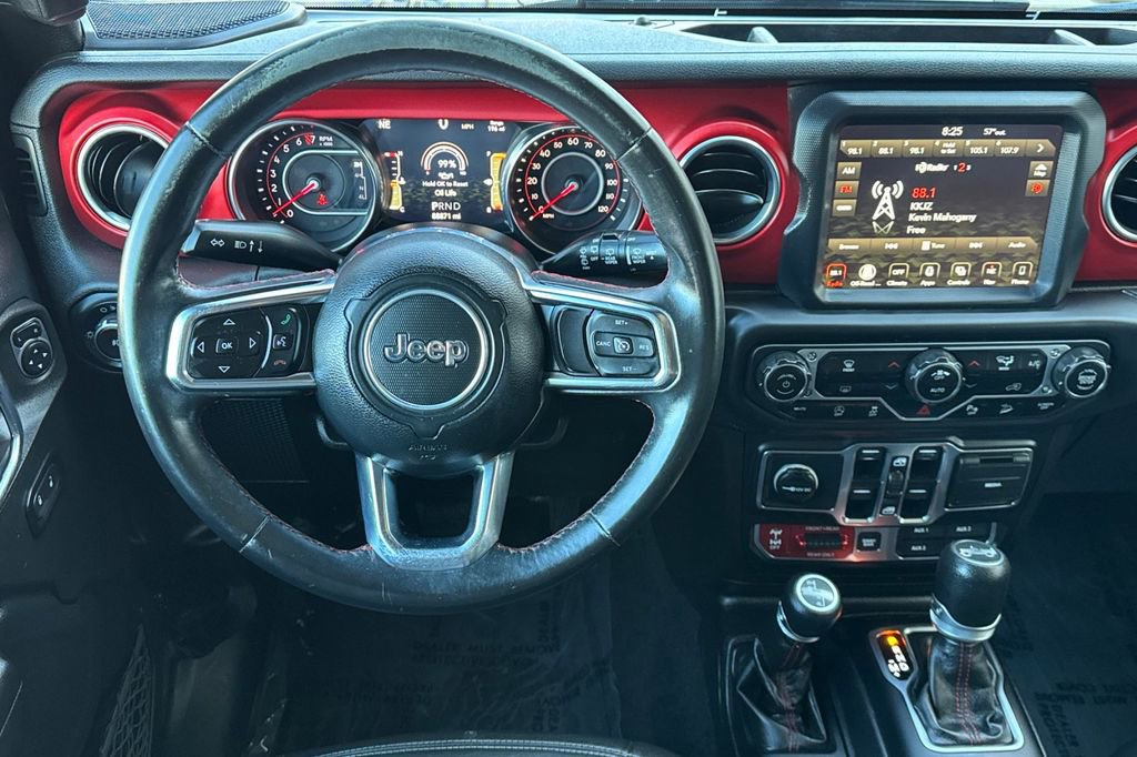 Used 2018 Jeep Wrangler Unlimited Rubicon image 16