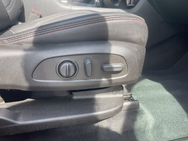 Used 2022 Chevrolet Traverse RS AWD/4WD image 34