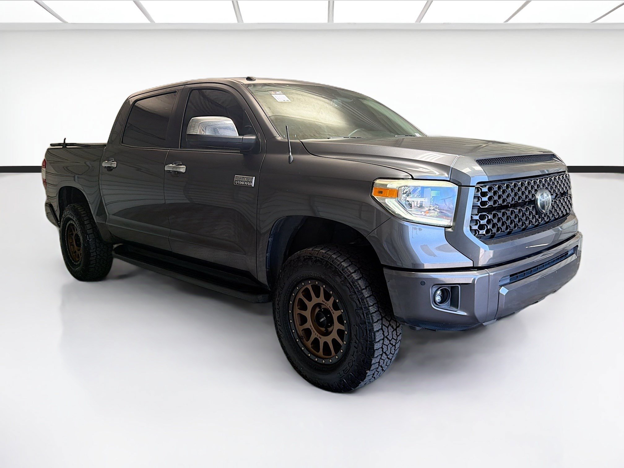 Used 2019 Toyota Tundra Platinum AWD/4WD image 3