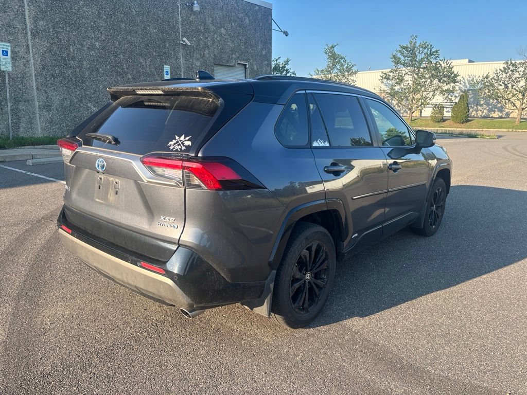 Used 2024 Toyota RAV4 XSE AWD/4WD image 7