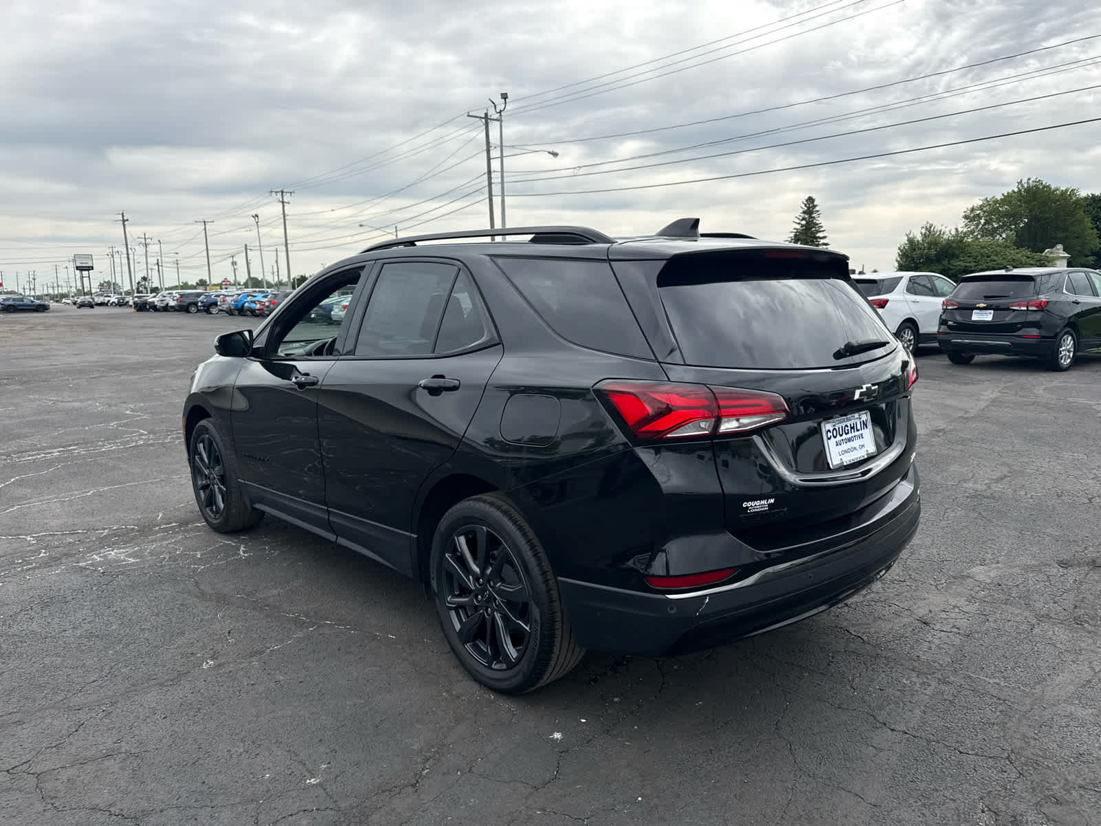 Certified 2023 Chevrolet Equinox RS FWD image 3