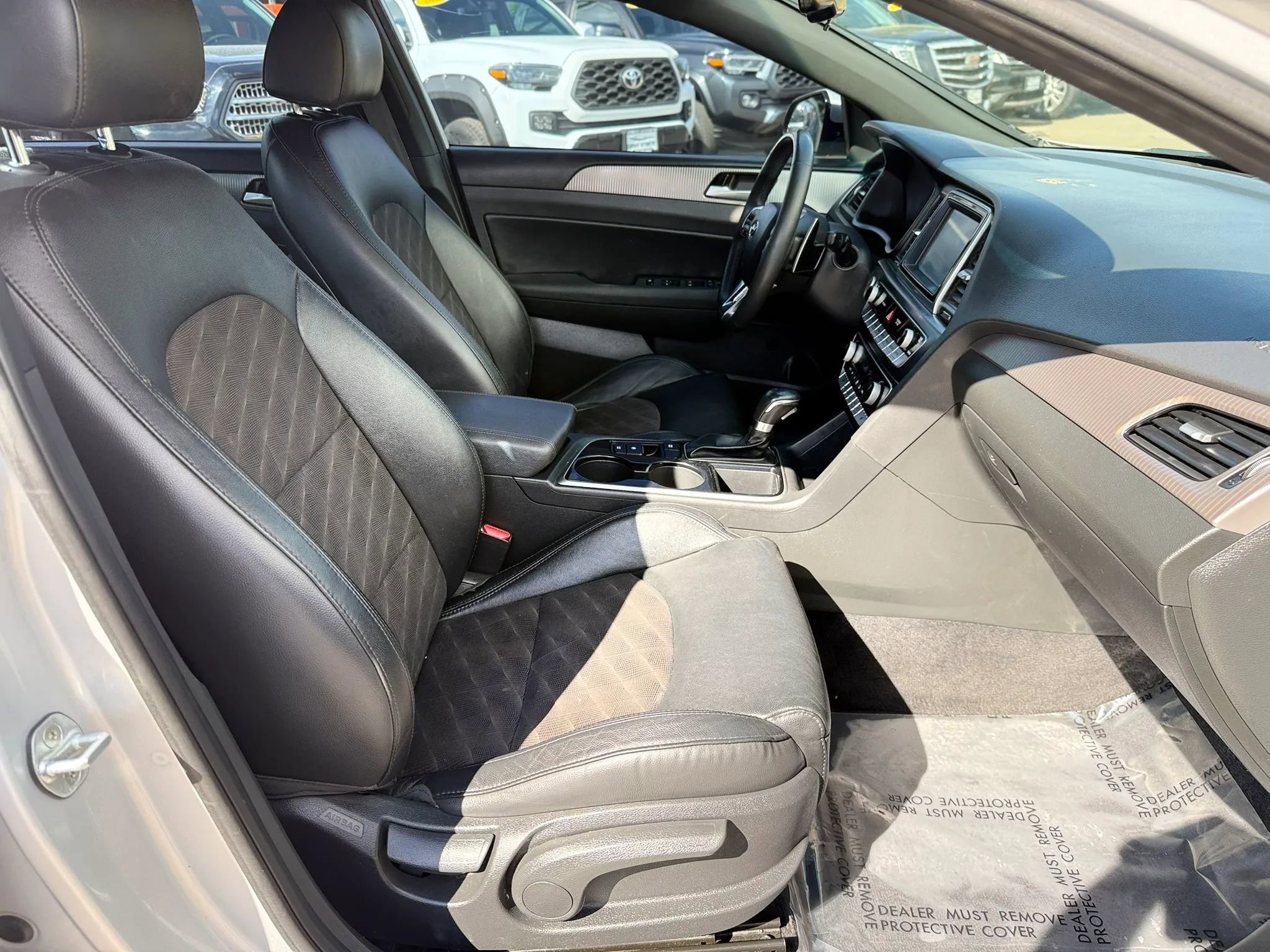 Used 2018 Hyundai Sonata Sport w/ Tech Package 05 FWD image 22