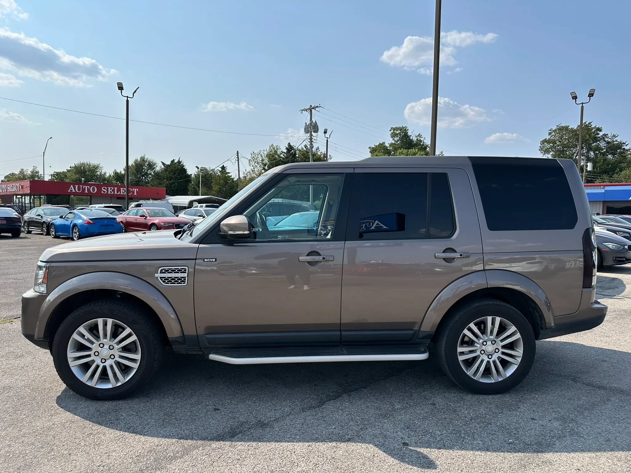 Used 2015 Land Rover LR4 HSE LUX AWD/4WD image 35