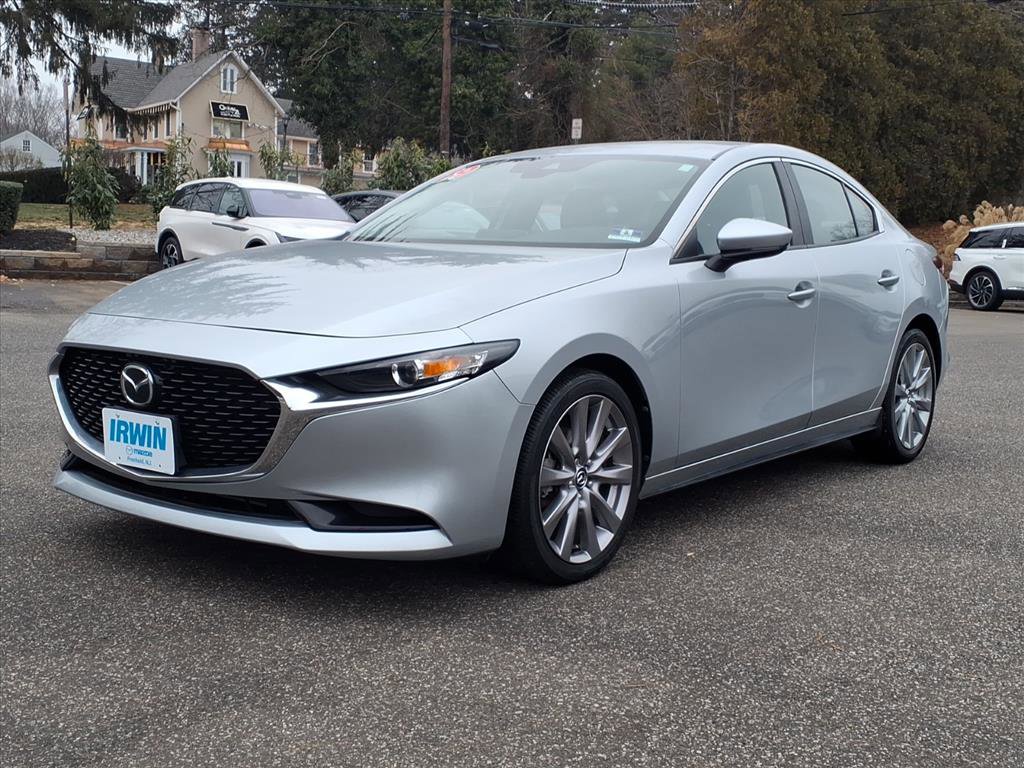 Used 2019 MAZDA MAZDA3 Preferred image 4