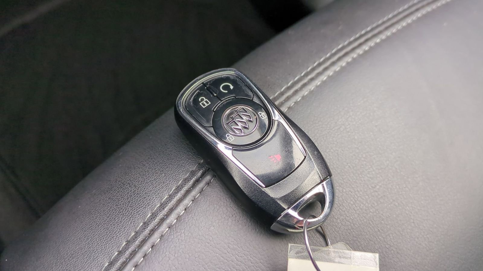 Used 2017 Buick Encore Essence image 37