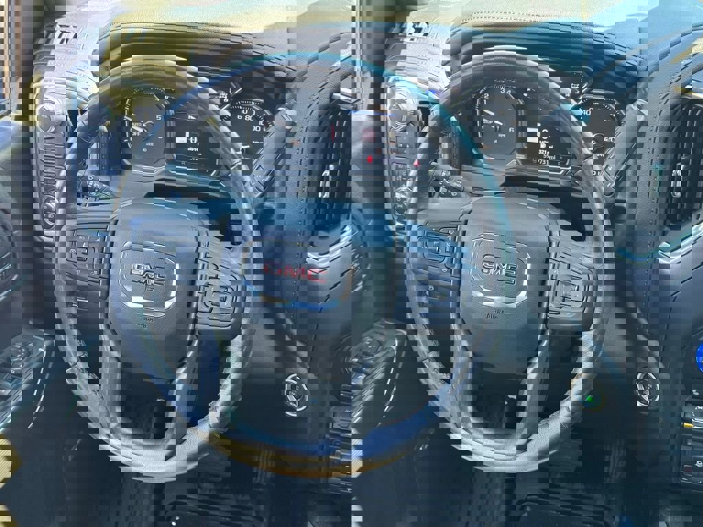 Used 2021 GMC Sierra 1500 AT4 w/ AT4 Value Package image 20