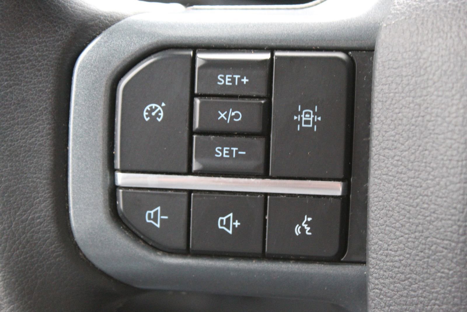 Used 2023 Ford F150 XLT w/ Equipment Group 302A High image 28