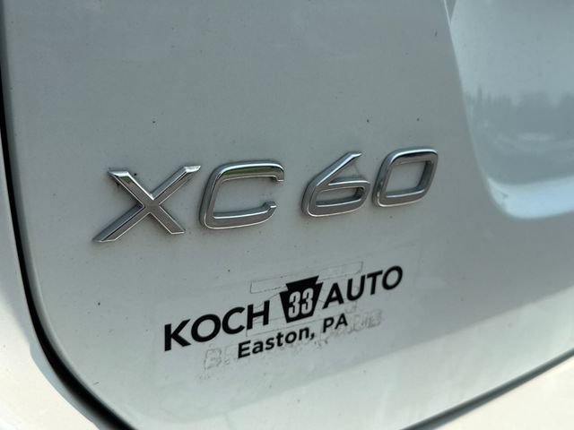 Used 2015 Volvo XC60 T6 w/ Proximity Package AWD/4WD image 17